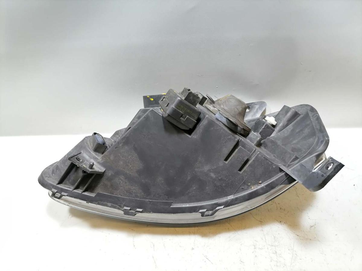 VW Fox original Scheinwerfer vorn rechts Halogen Bj.2005
